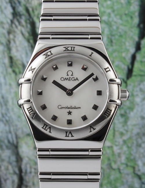 (image for) AN OMEGA LADY MID SIZE STAIINLESS STEEL CONSTELLATION WATCH / MOP